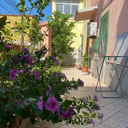 Lemon House Apartment Сасари Екстериор снимка