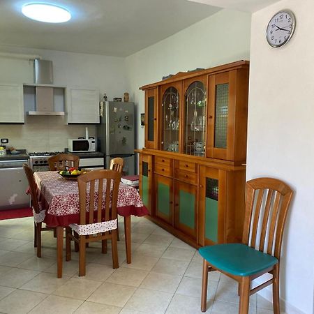 Lemon House Apartment Сасари Екстериор снимка