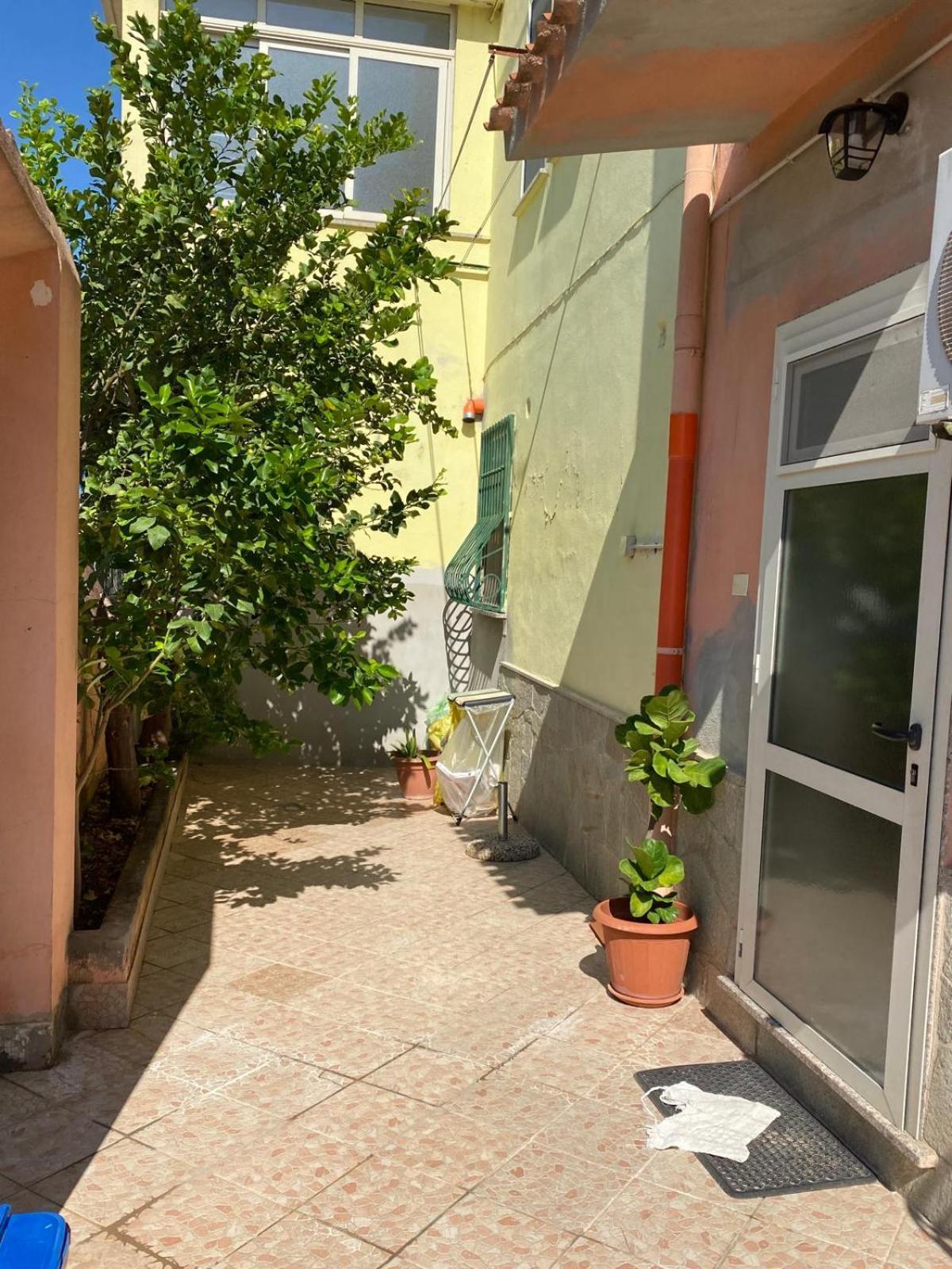 Lemon House Apartment Сасари Екстериор снимка